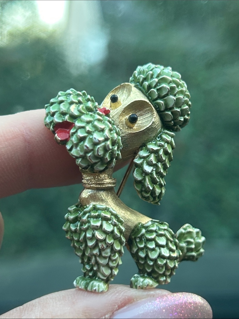 JJ Green Enamel Poodle Brooch - Gold Tone